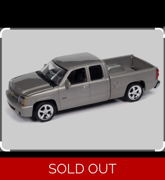 Auto World 2006 Chevy Silverado SS Diecast 1/64